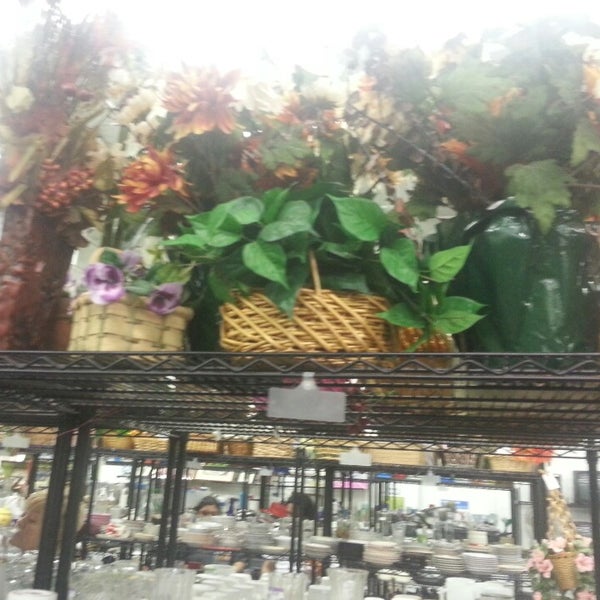 Goodwill Vintage and Thrift Store in Peoria