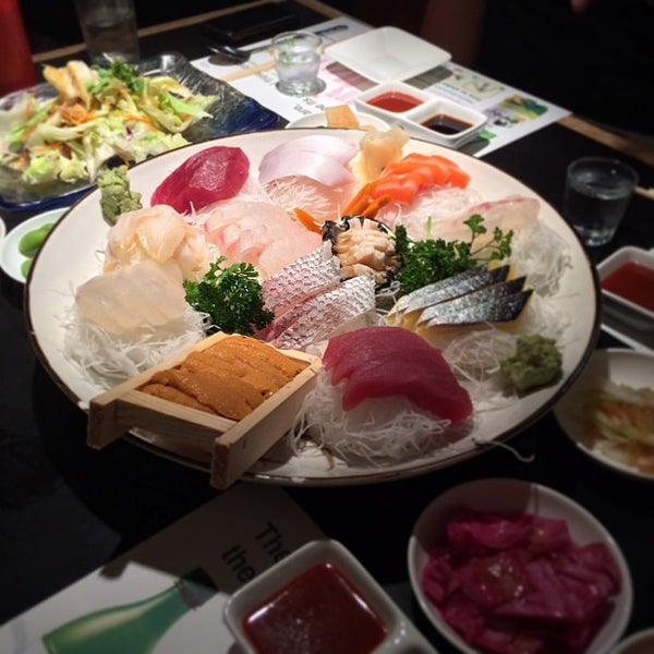 9/21/2013 tarihinde Harmon H.ziyaretçi tarafından A-won Japanese Restaurant'de çekilen fotoğraf