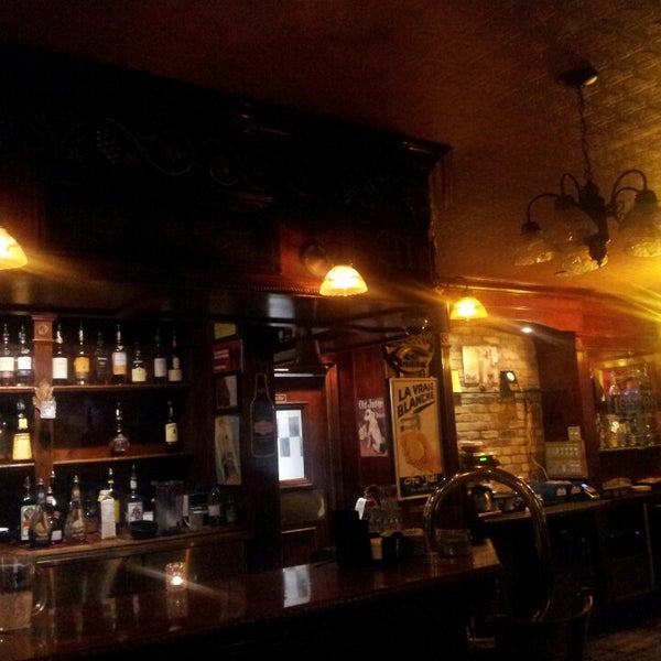 4/14/2014 tarihinde Mishka S.ziyaretçi tarafından London Pub Co.'de çekilen fotoğraf