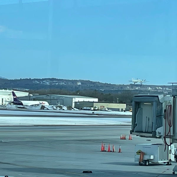 รูปภาพถ่ายที่ Burlington International Airport (BTV) โดย Stephen O. เมื่อ 3/20/2023