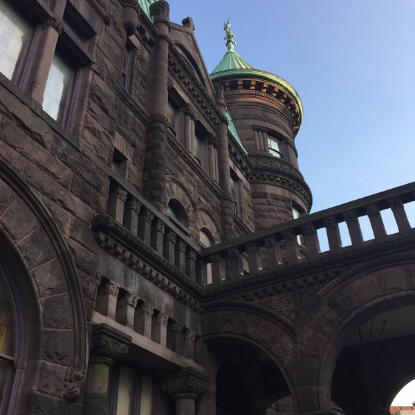Photo taken at Heurich Mansion (The Brewmaster&#39;s Castle) by Stephen O. on 7/13/2018