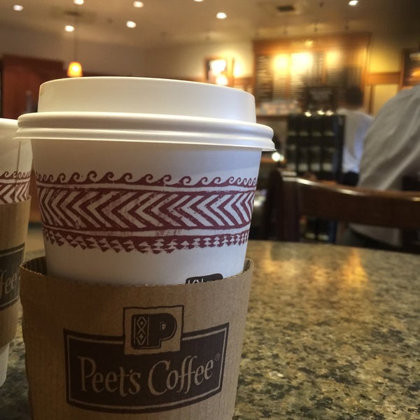 Photo taken at Peet&#39;s Coffee &amp; Tea by Nobuo M. on 9/17/2016