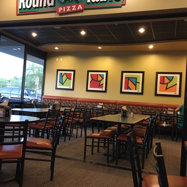 Round Table Pizza Canyon Country 3 Tips