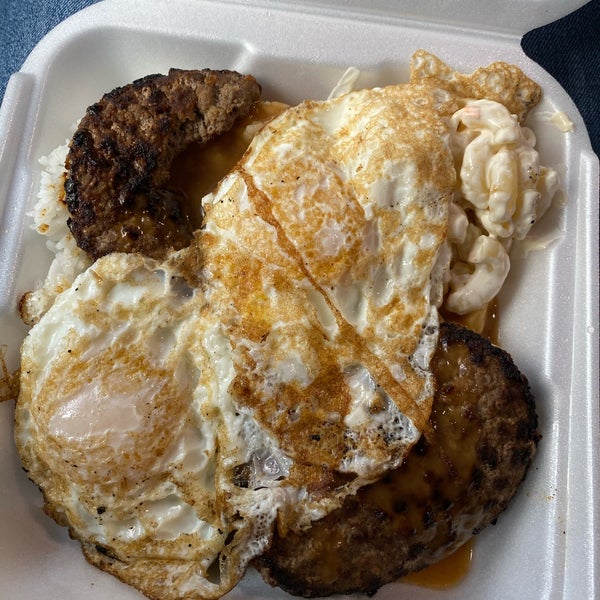 Photo taken at L&amp;L Hawaiian Barbecue by Anni D. on 1/18/2020