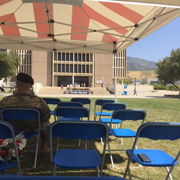 John M. Pfau Library - Cal State University San Bernardino - San ...