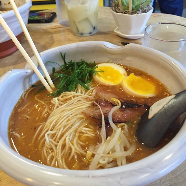 Рамен шоп. Рамен ресторан. Рамен мишлен. Ramen shop. Рамен шоп.