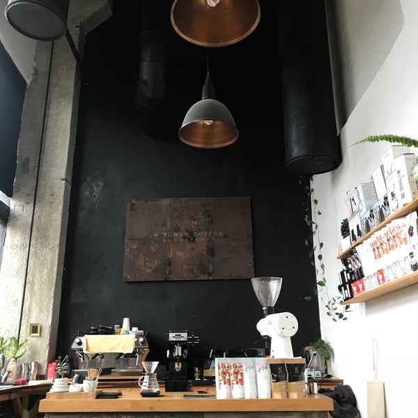 1/6/2018 tarihinde Farhad S.ziyaretçi tarafından Kitchen Coffee Roasters'de çekilen fotoğraf