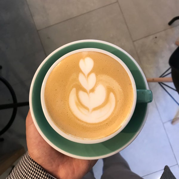 6/17/2018 tarihinde Farhad S.ziyaretçi tarafından Coffeeholic'de çekilen fotoğraf