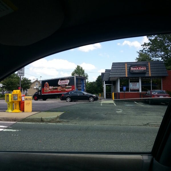 Rose & Vicki's Pizza (Now Closed) Dartmouth, MA