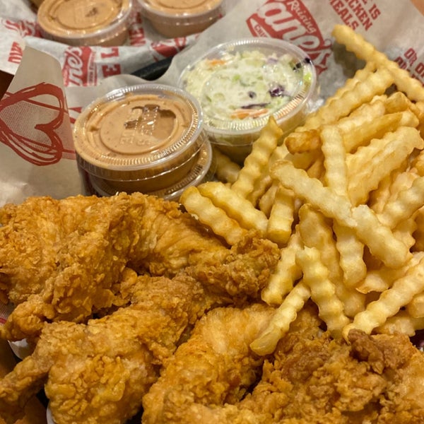 Photo taken at Raising Cane&#39;s Chicken Fingers by Kunaal A. on 11/21/2019