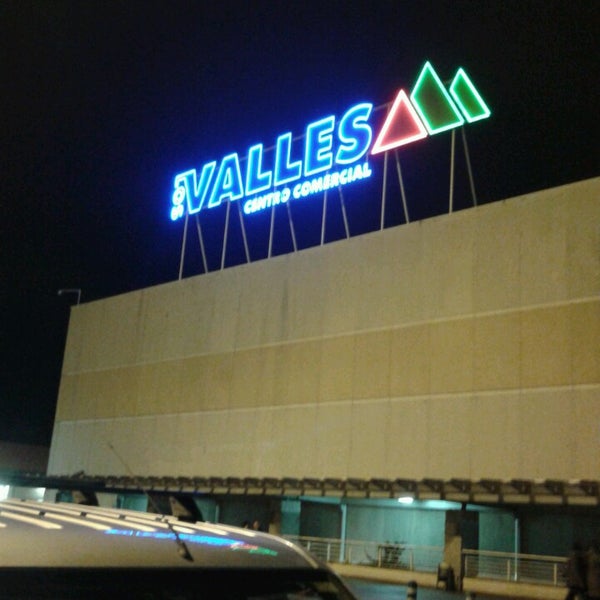 Photo taken at Centro Comercial Los Valles by Pedro P. on 1/31/2014
