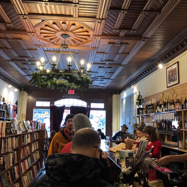 Photo taken at The Spotty Dog Books &amp; Ale by Eunice H. on 12/24/2018