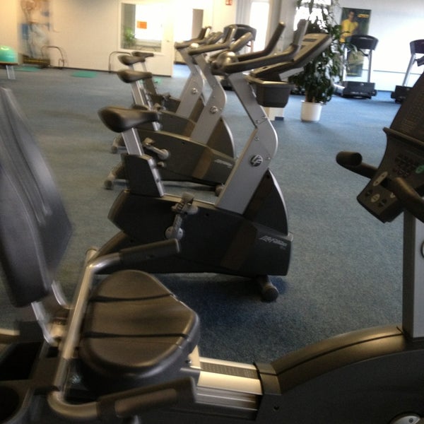 Point Fitness конный переулок