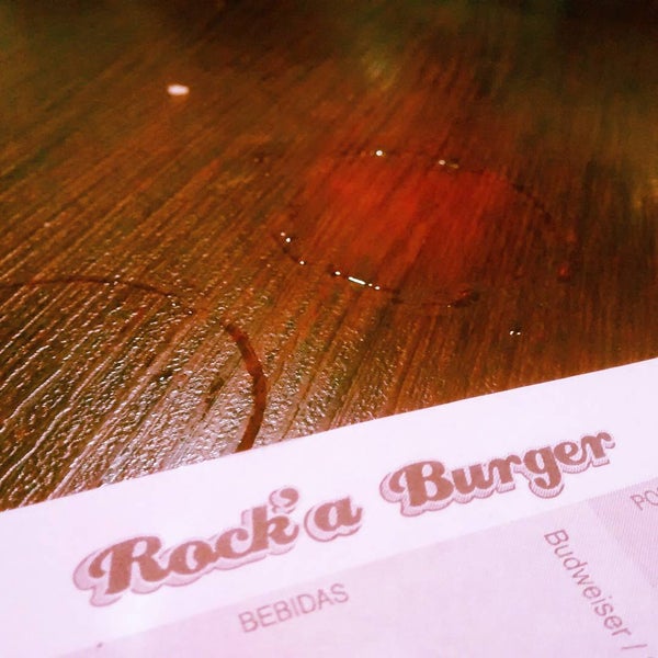 8/7/2015 tarihinde Antonio José M.ziyaretçi tarafından Rock&#39;a Burger'de çekilen fotoğraf