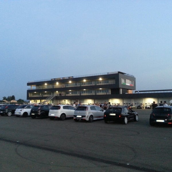 Foto diambil di Autodromo di Modena oleh Alessandro M. pada 7/16/2014