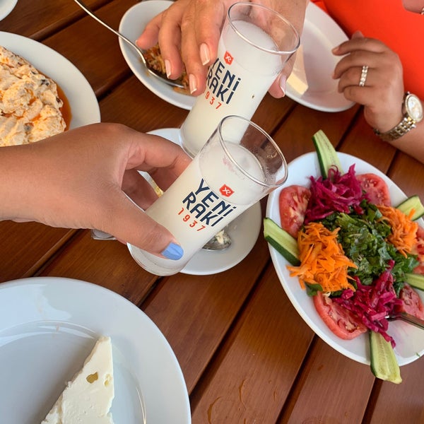 Photo taken at Çatkapı Et &amp; Balık Restaurant by Halime M. on 7/8/2021