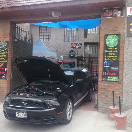 Photo taken at Speed Car Mechanic by Lalo H. on 5/15/2014