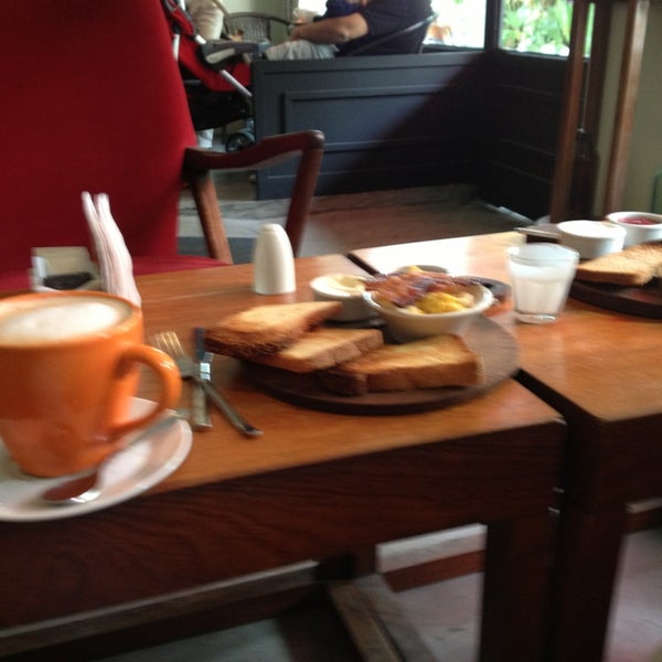 джоли бистро