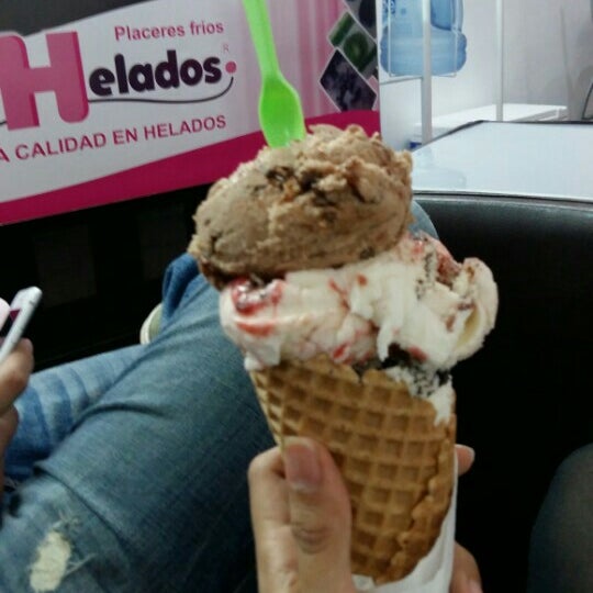 Photo taken at D&#39;Helados by Diana F. on 10/3/2015