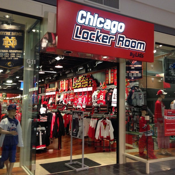 Photos At Chicago Locker Room Lincolnwood Il