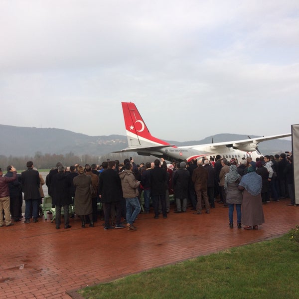 รูปภาพถ่ายที่ Zonguldak Havalimanı (ONQ) โดย Çağlayan S. เมื่อ 2/8/2018