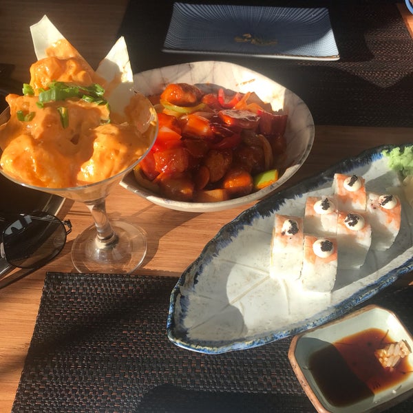 Foto diambil di Sushi Inn oleh hp pada 12/16/2019