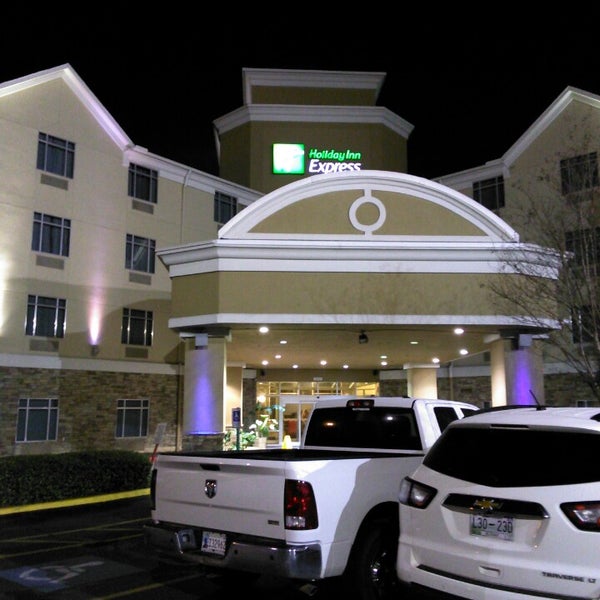 Holiday Inn Express Hotel & Suites Downtown Houston 10 tips