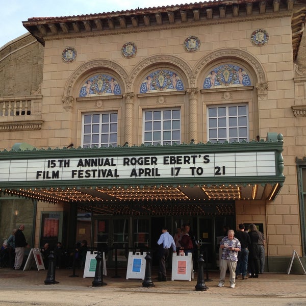 4/20/2013 tarihinde Chelsea C.ziyaretçi tarafından Virginia Theatre'de çekilen fotoğraf