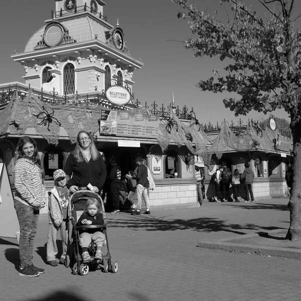 Photo taken at Six Flags La Ronde by A.J. G. on 10/1/2017