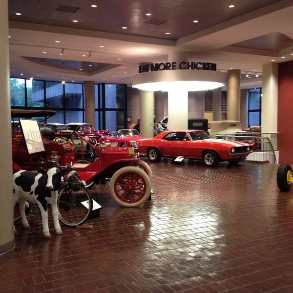 ChickfilA Corporate Headquarters (Artık Kapalı) 5200 Buffington Rd