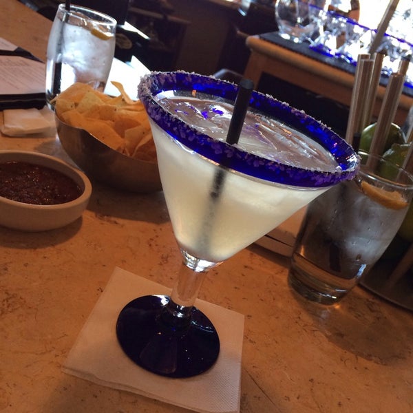Photo taken at Cantina Laredo by Becky A. on 2/8/2014