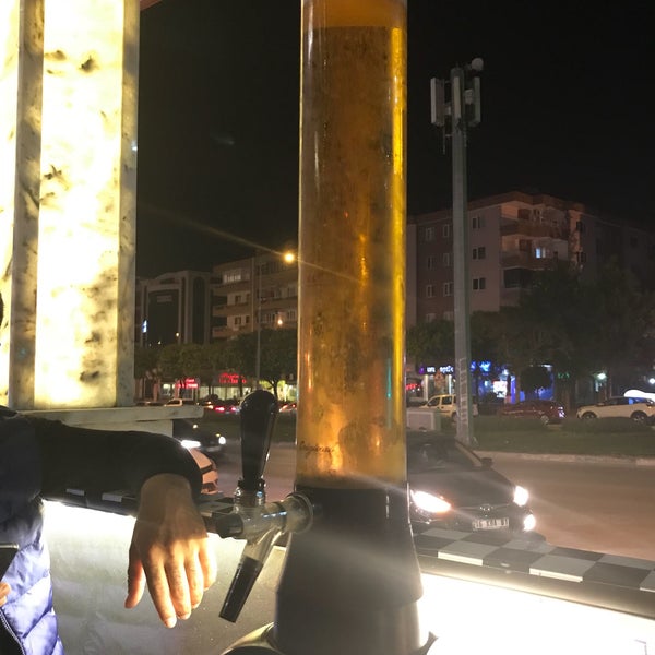Foto scattata a Big Yellow Taxi Benzin da ... .. il 4/22/2018