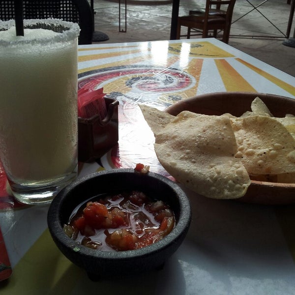 Снимок сделан в Mi Amigo&#39;s Mexican Grill пользователем JT 10/28/2013