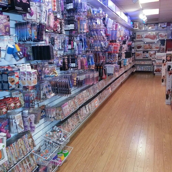 pleasure palace store Bid tit teens