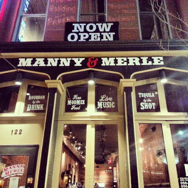 Photo taken at Merle&#39;s Whiskey Kitchen by Robbi T. on 1/23/2013