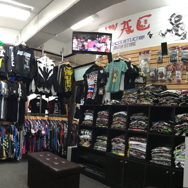 Photos at Wences MMA Store WAC Santiago De Surco 13 tips