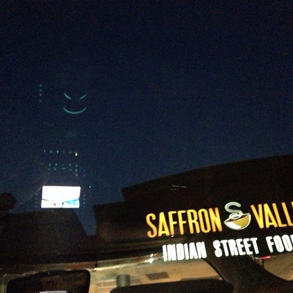 รูปภาพถ่ายที่ Saffron Valley โดย J. L. เมื่อ 3/9/2014