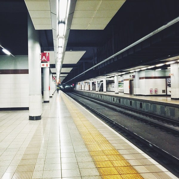 Photo taken at Gautrain Rosebank Station by alessiolr on 11/22/2014