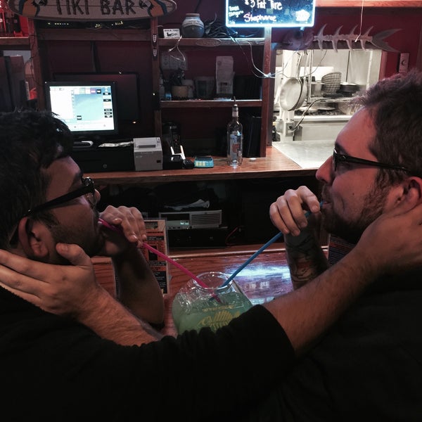 2/17/2015にChad D.がFishbones Raw Bar &amp; Restaurantで撮った写真