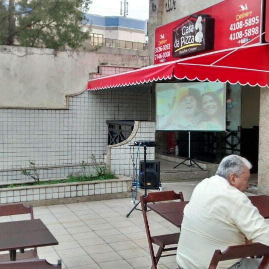 6/23/2014에 DOUGLAS M.님이 Casa da Pizza에서 찍은 사진