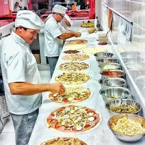 1/28/2016에 DOUGLAS M.님이 Casa da Pizza에서 찍은 사진