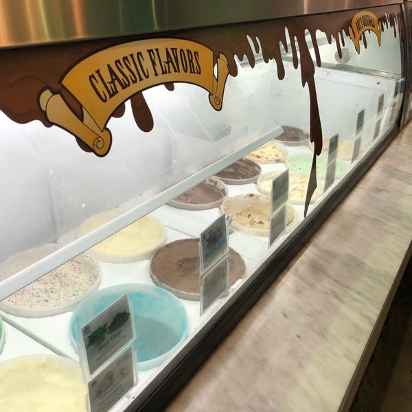 Photo taken at Doc Burnstein&#39;s Ice Cream Lab by Jason H. on 7/3/2018