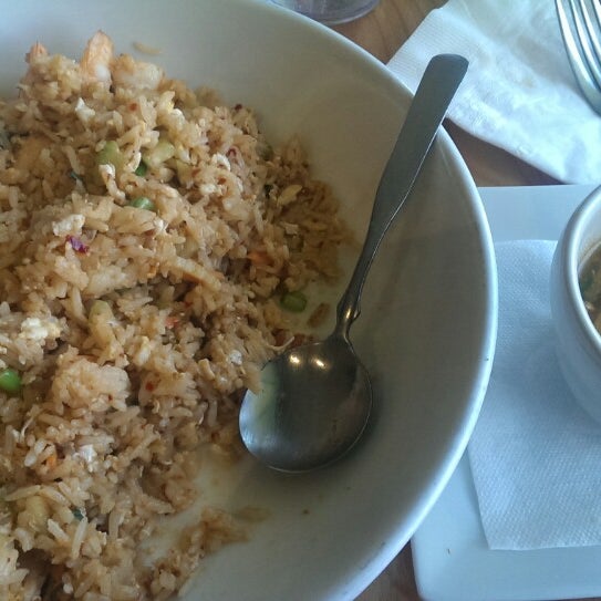 Das Foto wurde bei Shu Shu&#39;s Asian Cuisine von Dee A. am 4/4/2014 aufgenommen