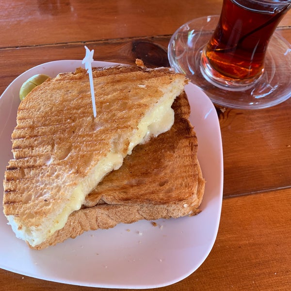 Photo taken at Ünal Peynircilik by Duygu P. on 6/27/2019