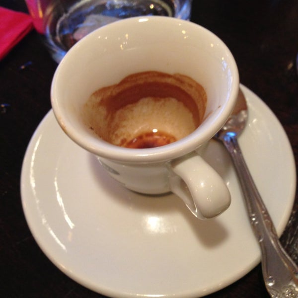 12/29/2012에 Ivan F.님이 Gran Caffé Sweet &amp; Savory에서 찍은 사진