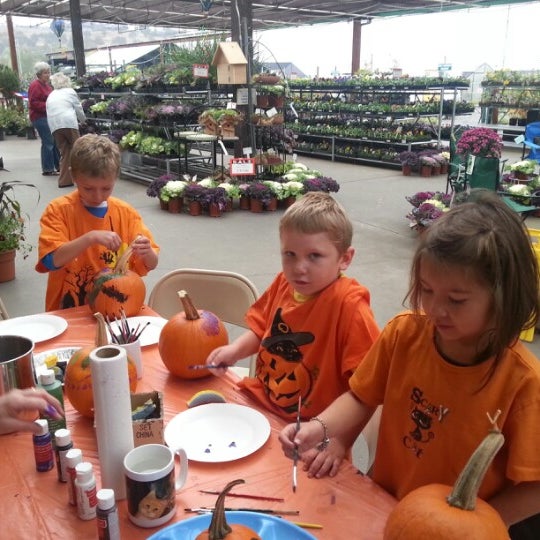 Grange Coop South Medford Pet Supplies Store in Medford