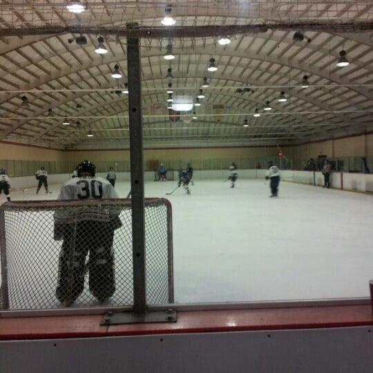 Ontario Ice Skating Arena Skating Rink in Ontario