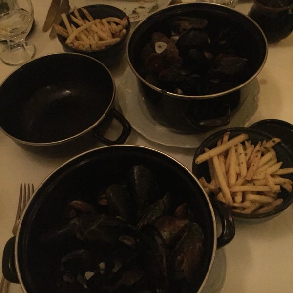 Def try moules with wine! They have a variety of seafood plates.. Pizza expert.. The only and the best seafood brasserie