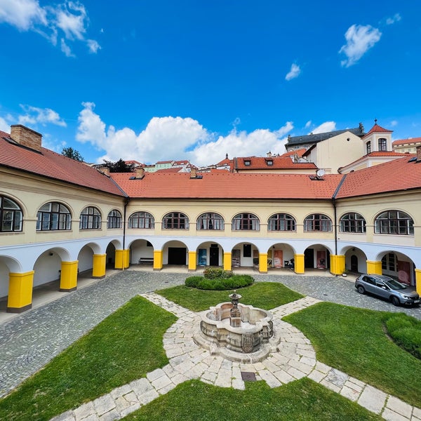 Italský kulturní institut Malá Strana Praha, Hlavní město Praha