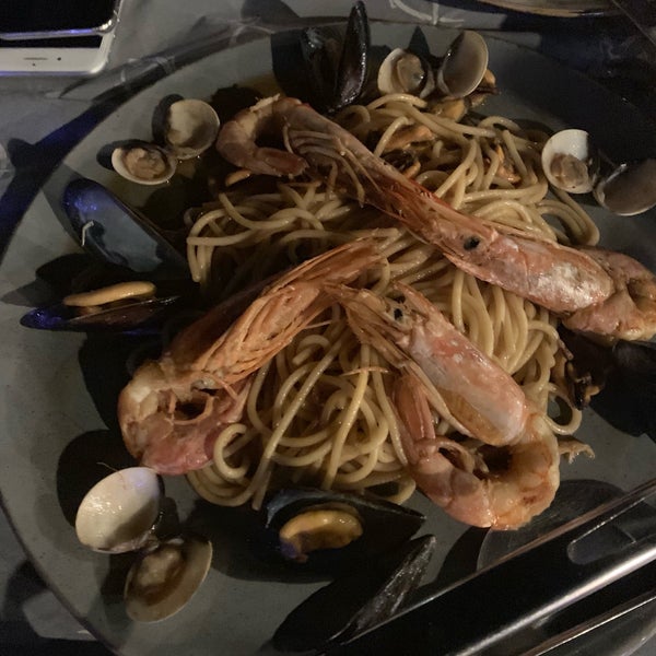 6/23/2019 tarihinde Audrey T.ziyaretçi tarafından Agkyra Fish Restaurant'de çekilen fotoğraf